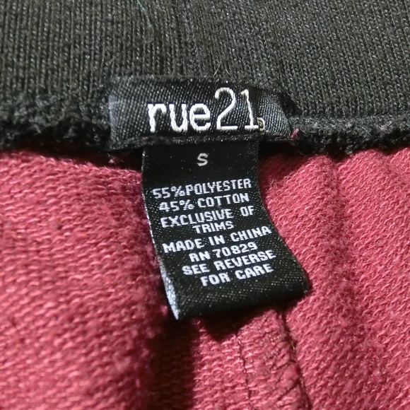 Maroon Joggers - Picture 4 of 4